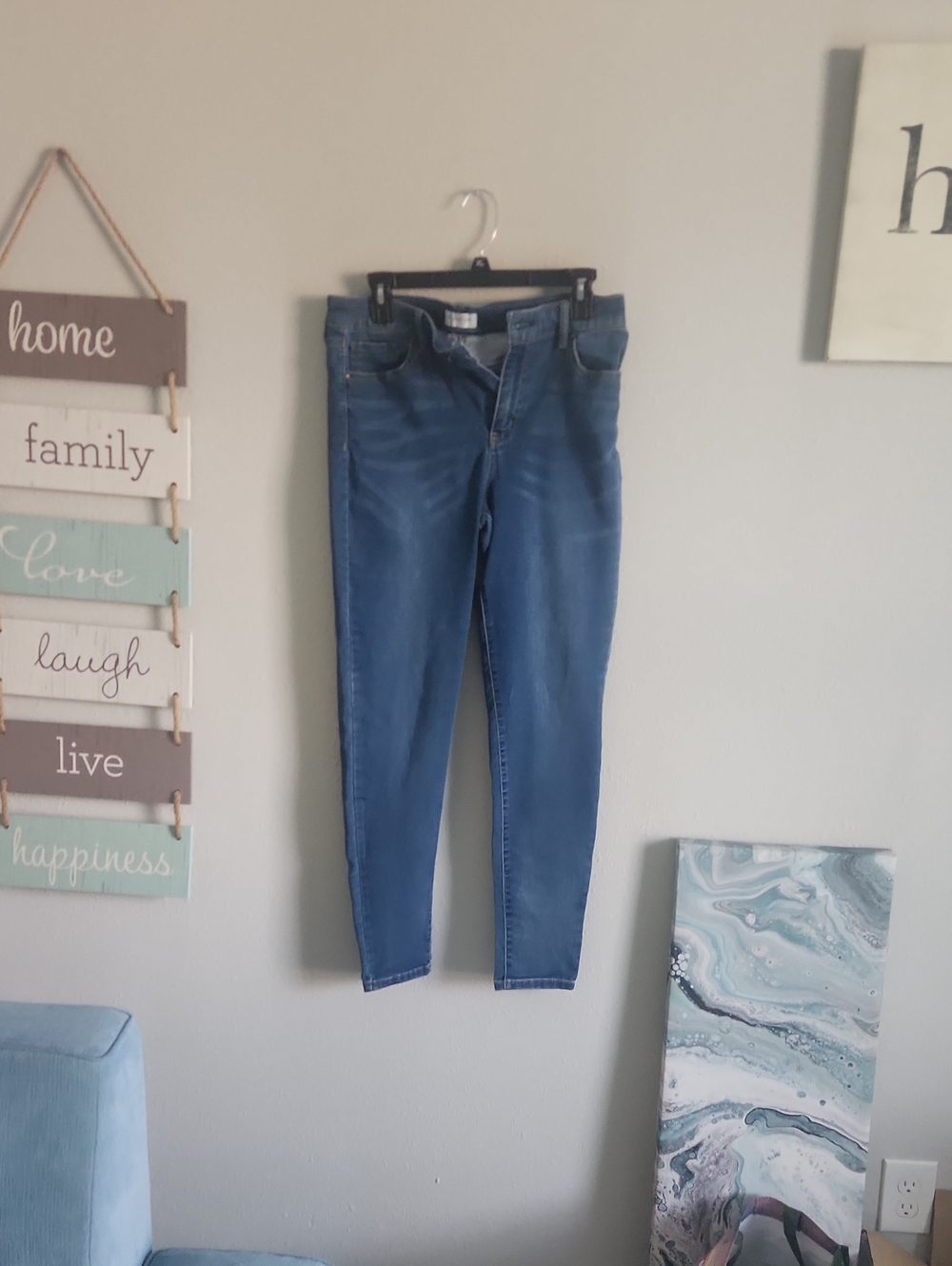 Jessica Simpson Skinny Jeans in Medium Blue Wash